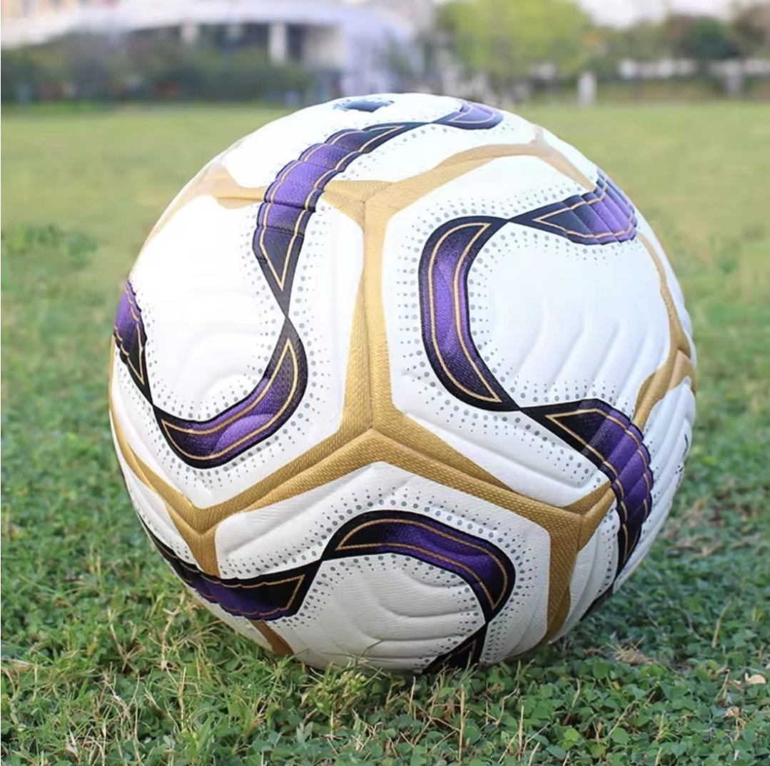 Bola Campo e Society Dynamo Roxa - Volleio