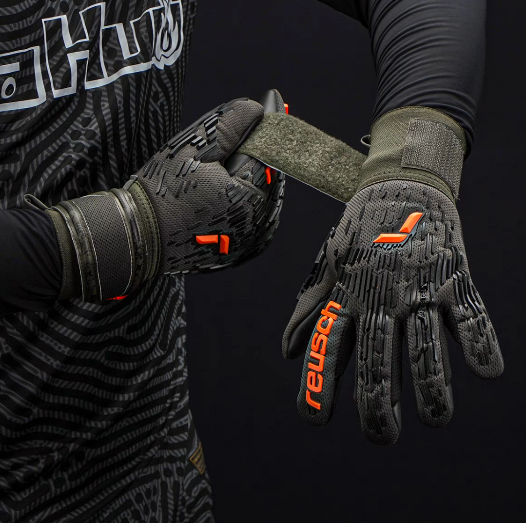 Luva Goleiro Atract