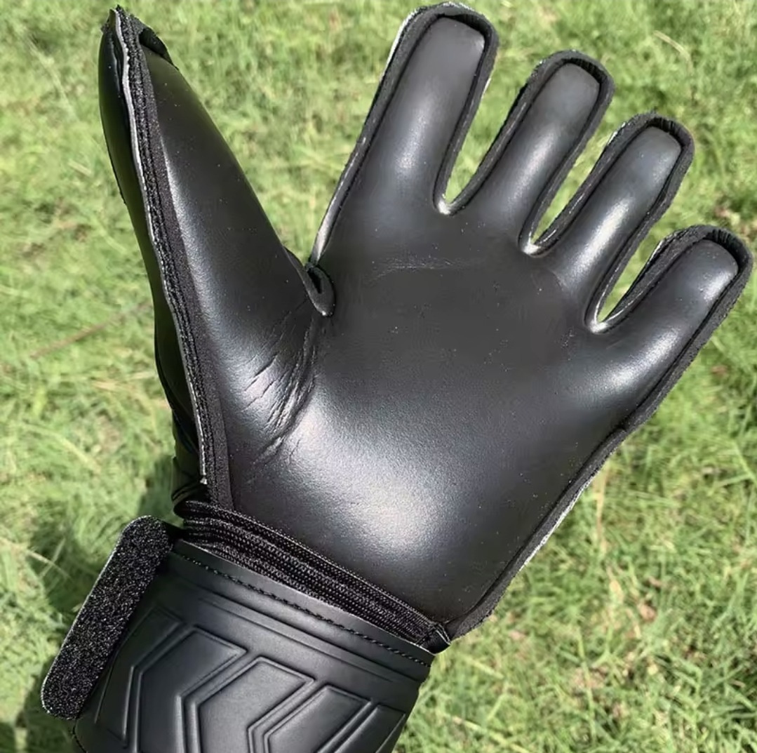 Luva Goleiro Minimal Preta Masculina