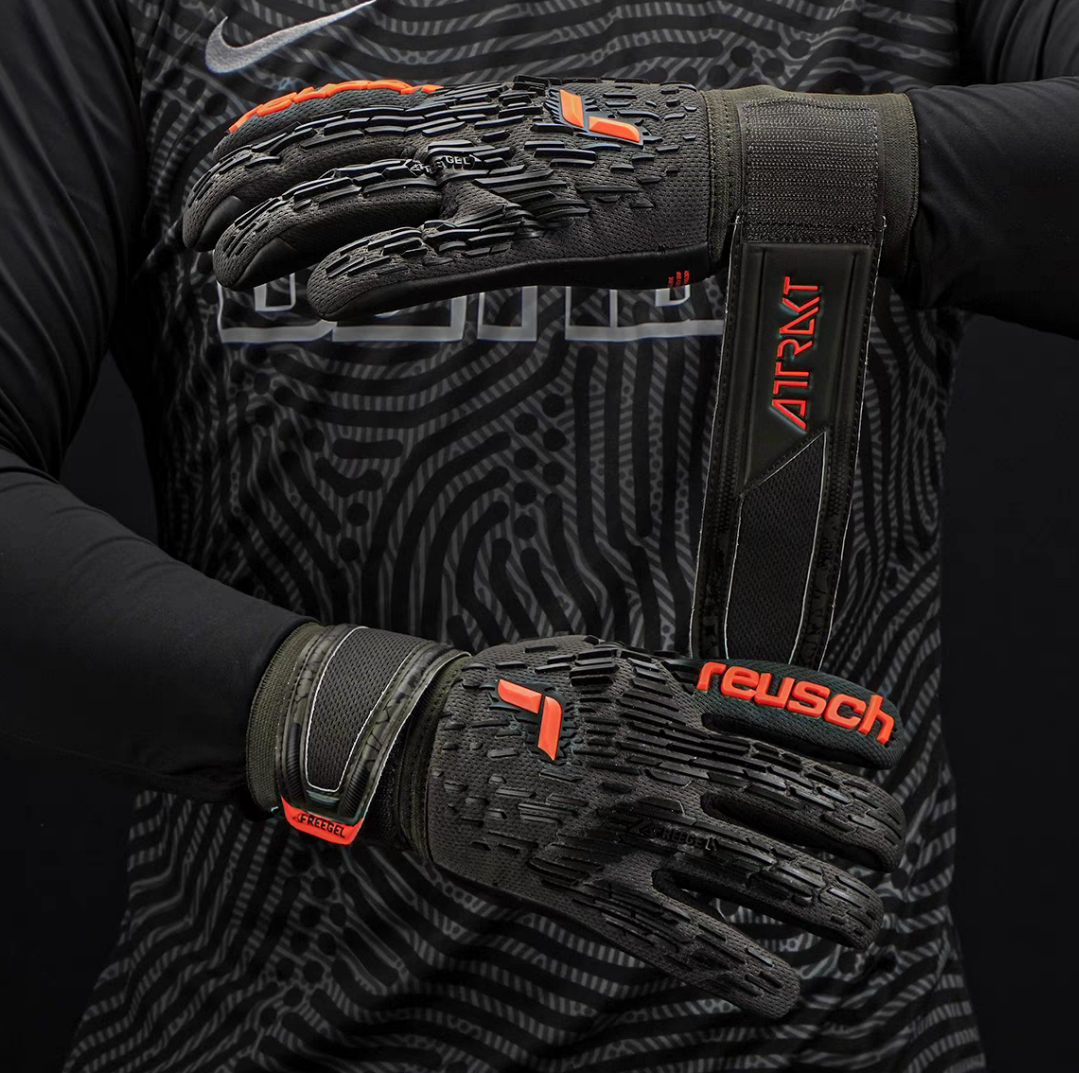 Luva Goleiro Atract